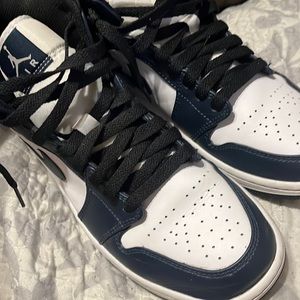 jordan 1 navy mids
